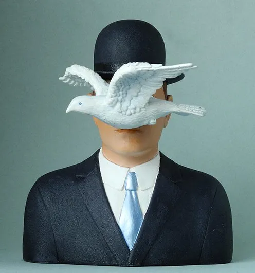[MAG04] Magritte «  l'homme chapeau melon »