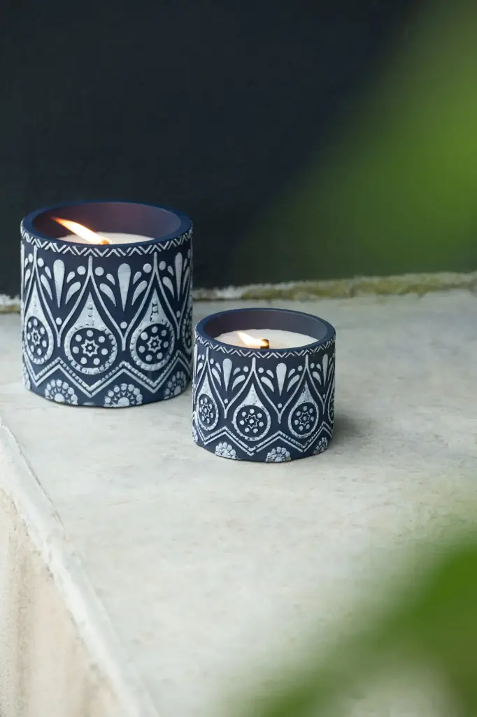 [64515] Bougie Terracotta Bleu/Blanc Large (13x13x12,5cm)